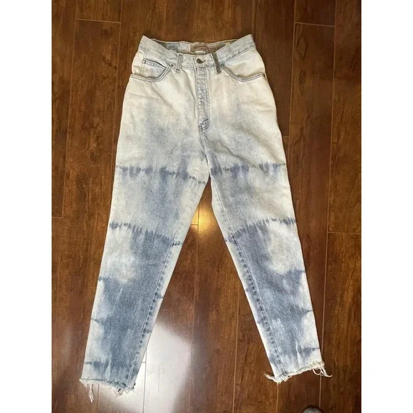 Vintage Levis 901 Jeans Womens 9 Bleach Wash High Rise Tapered Made USA 90s - Picture 4 of 11